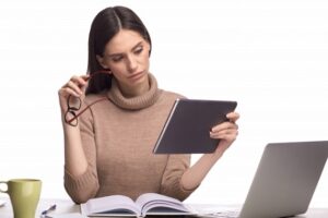 女性でもITエンジニアになれる？女性にとって理想の働き方を実現する方法
